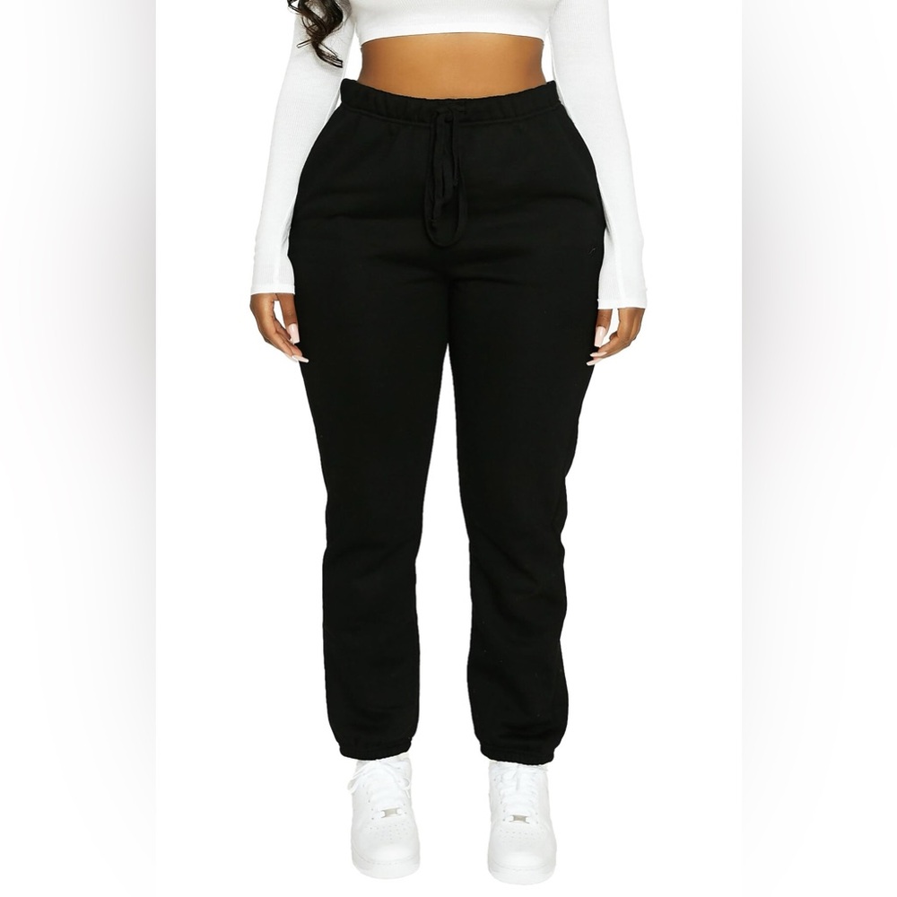 Naked Wardrobe x Lori Harvey Fleece sweatpants